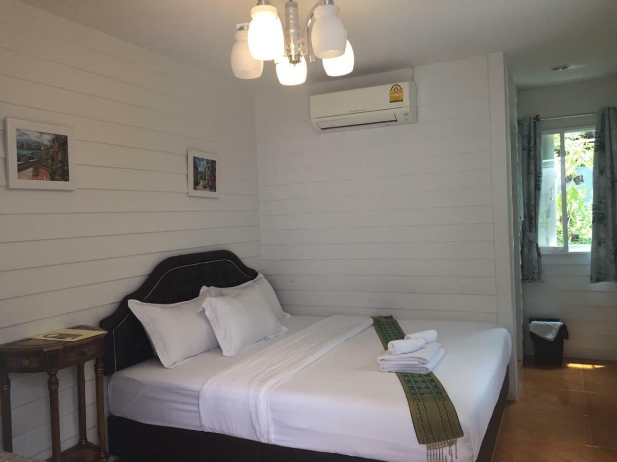 Ban Thungdang Housetel 2* Bangkok